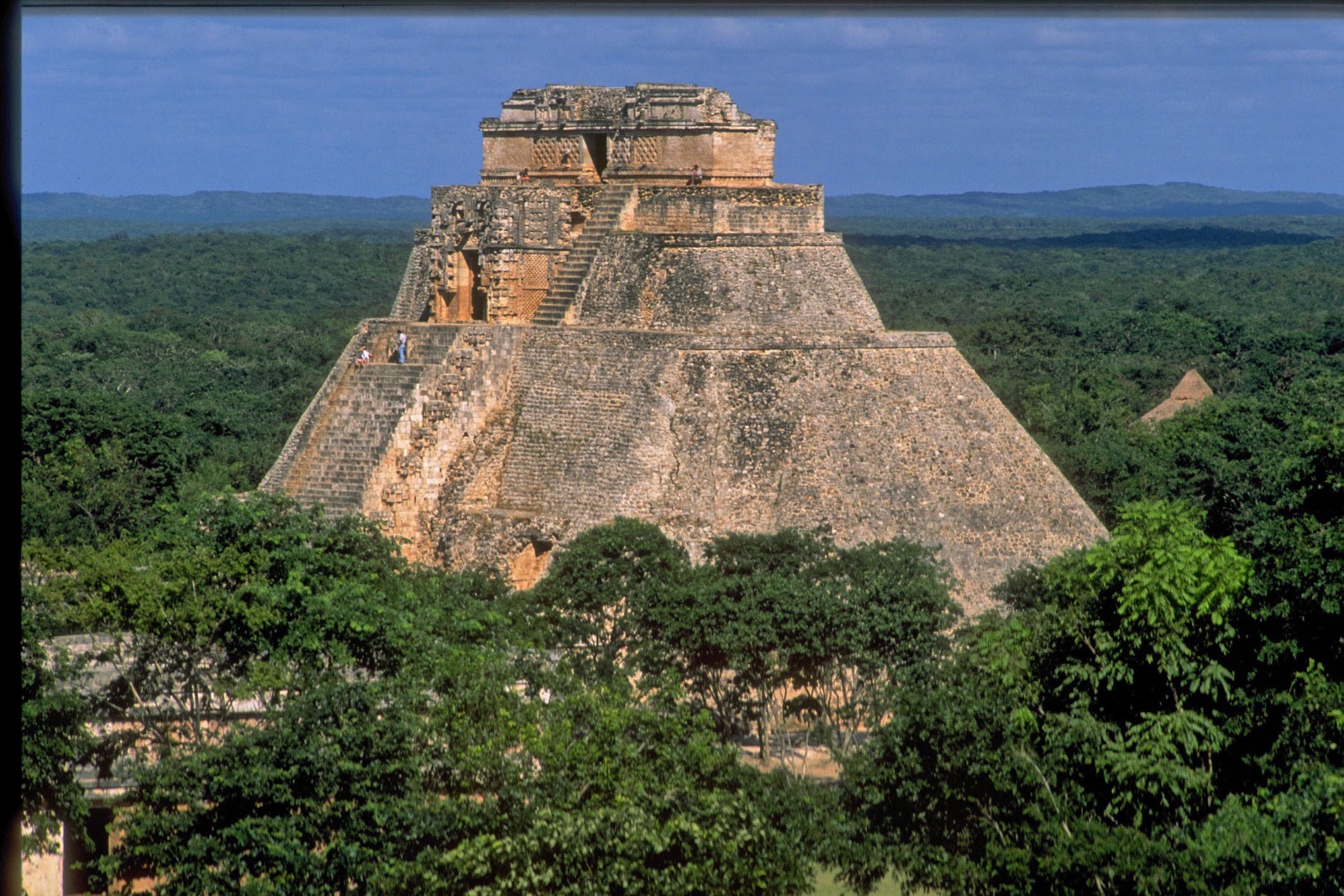 Pyramide des Zauberers in Uxmal, Mexiko