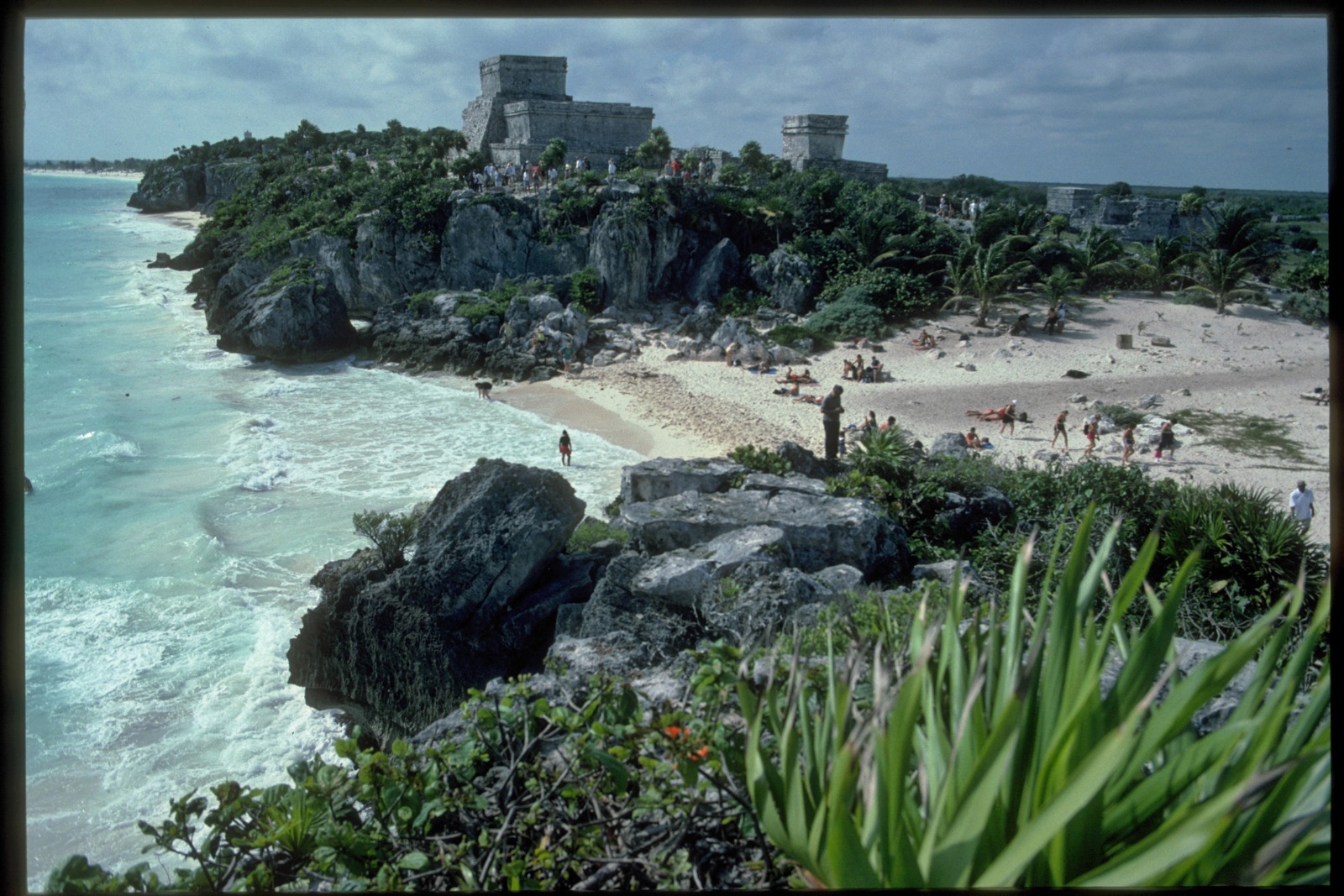 Mayaruine am Strand von Tulum, Yucatán, Mexiko